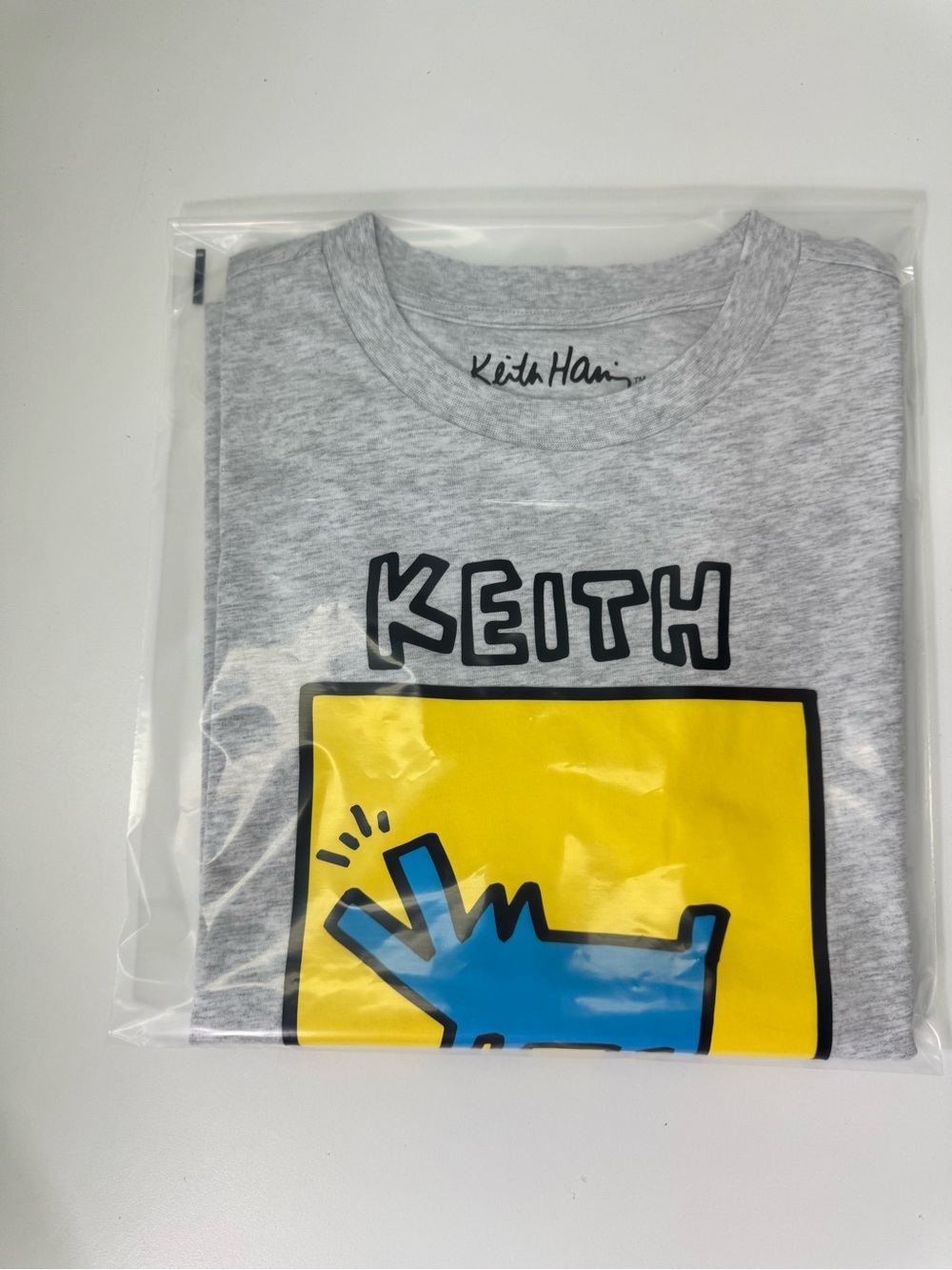 Keith Haring Kids Grey Short-Sleeve Tee with Yellow & Blue Graphic Sz 10/12 New